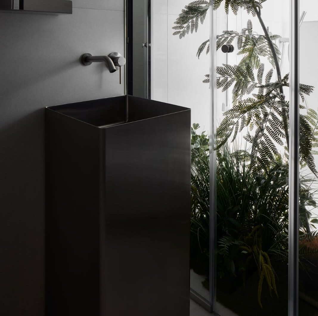 BOAE PT400SSQ FREESTANDING BASIN
